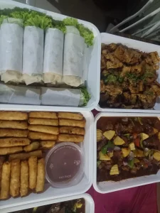 party-food-trays